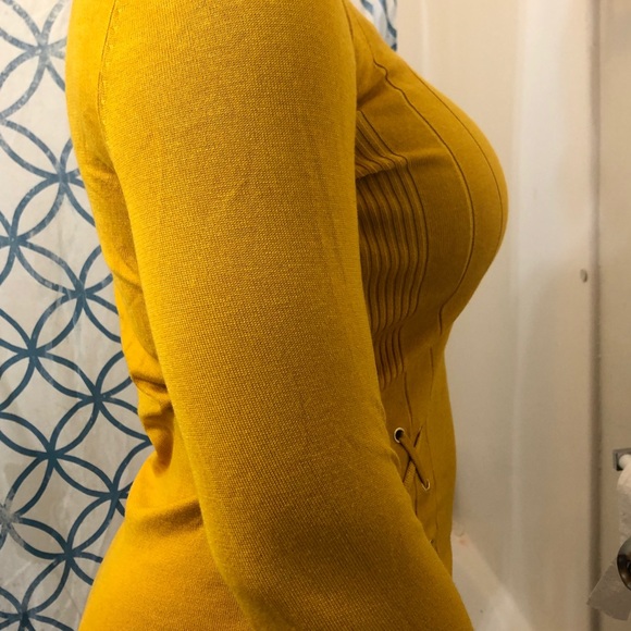 Blouse - Picture 3 of 3